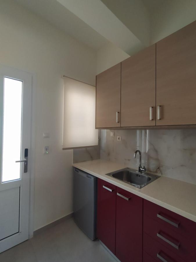 Chrysanthe'S Apartments No2 Poros Town エクステリア 写真