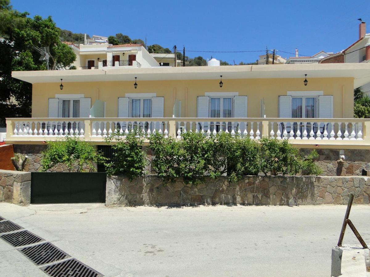 Chrysanthe'S Apartments No2 Poros Town エクステリア 写真
